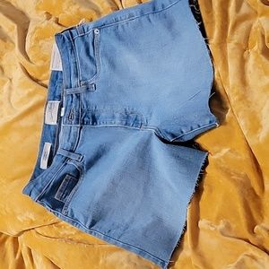 Universal thread Size 6 midi shorts